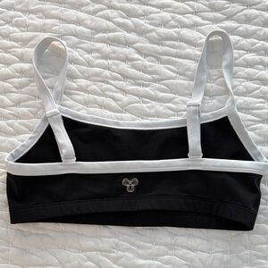 Aritzia Black and White Sports Bra